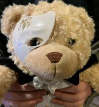 this is berry she loves poto and hannibal and miketheo